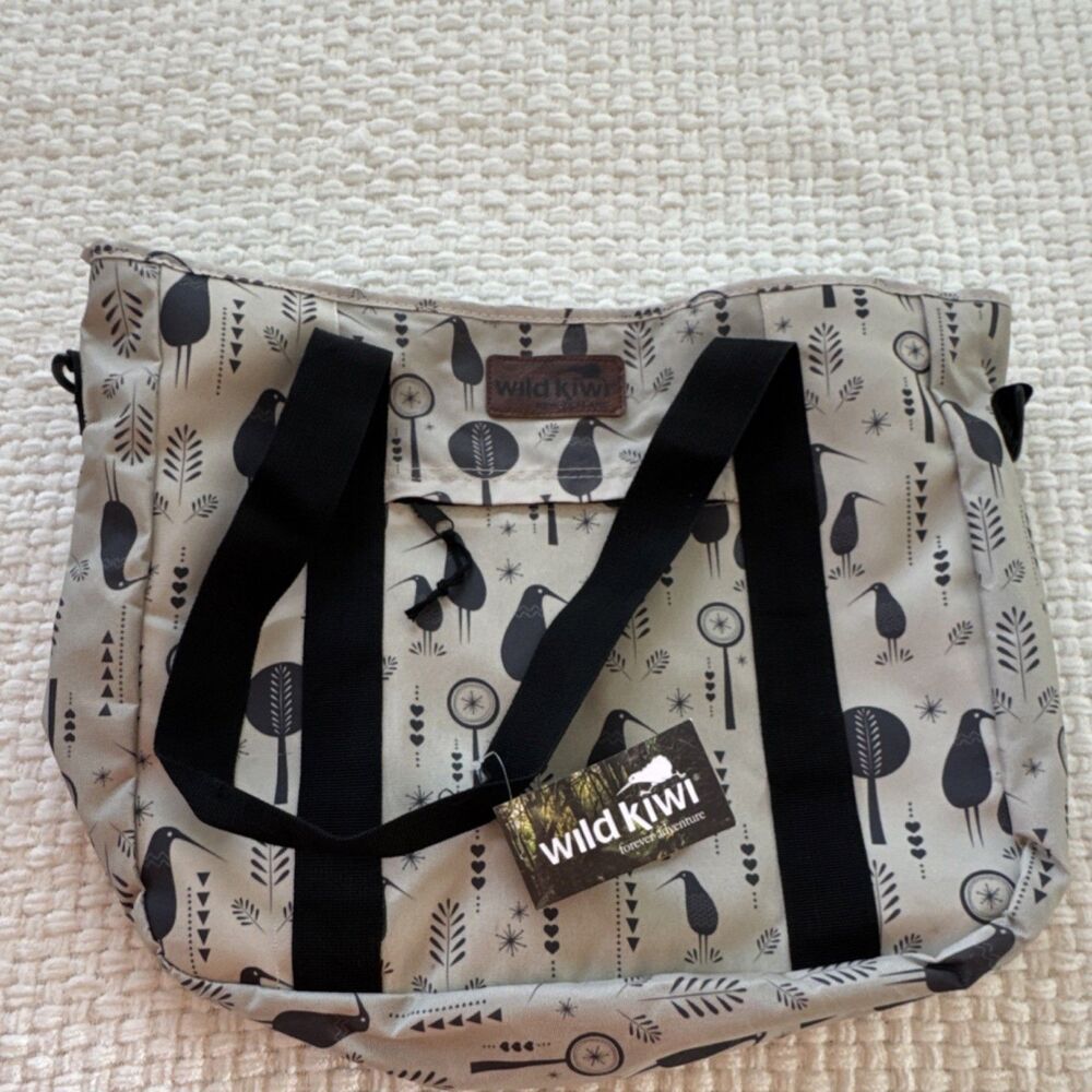 Wild Kiwi Animal Print Tote Bag for Women with Zipper Accents, Beige Black New